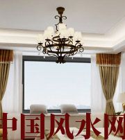 娄底卧室镜面吊顶影响夫妻财运？